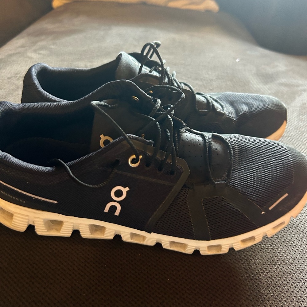 Men’s on cloud shoes